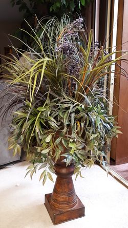 Large artificial planter