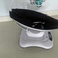  Baby 4 Moms Mamaroo Multi Motion Baby Swing 