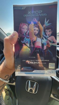 Kpop Demon Hunters Mega Box