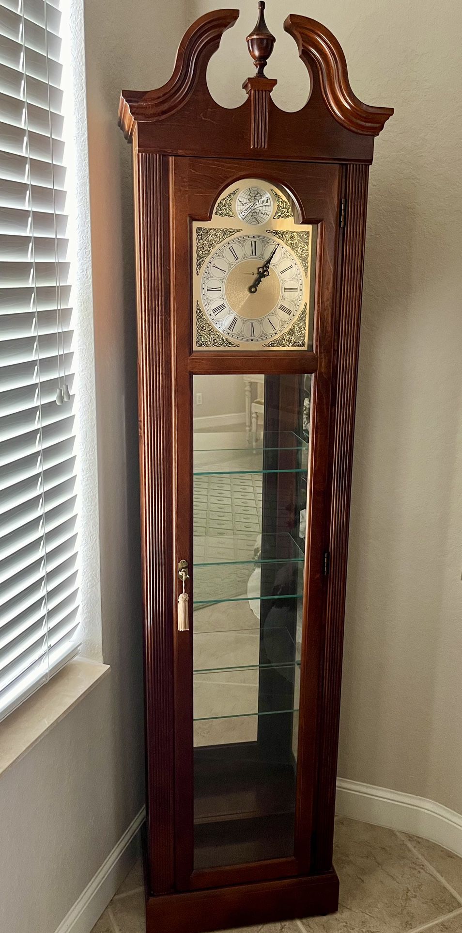 Grandfather Clock Chiming, Lighted Curio Cabinet, Howard Miller EUC