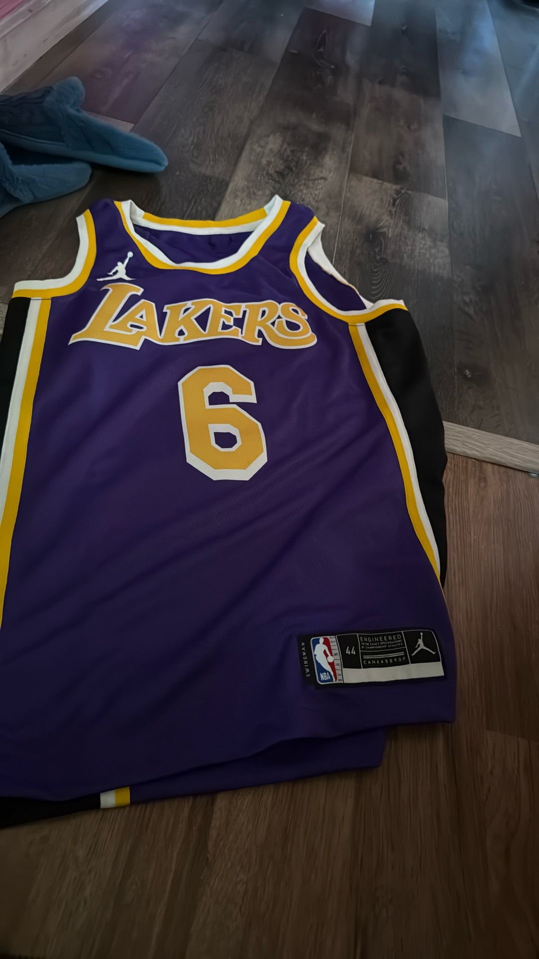 LeBron James OG shirt very clean never worn Size Medium.