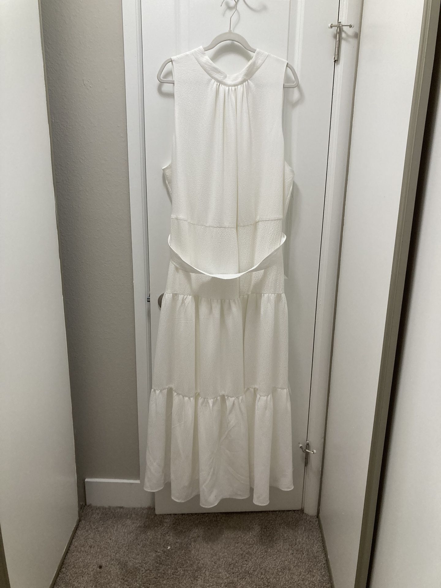 Anne Klein Never Worn Halter White Long Dress