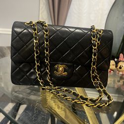 Channel Purse 