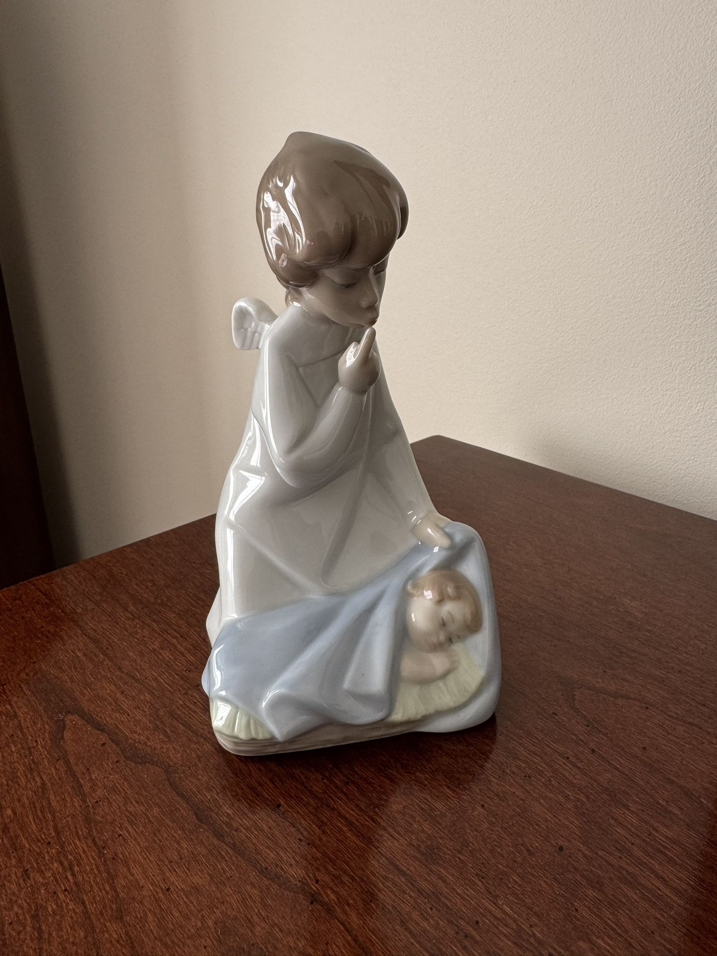 Lladro Angel With Baby Figurine