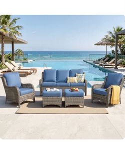 BRAND NEW IN BOX PATIO SET