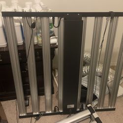 FOR SALE: 2 High-End LED Grow Light – Lightly Used, Great Condition!