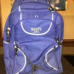 Roots Backpack Has Wheels And Handle