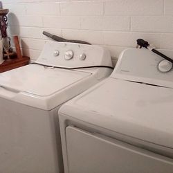 Whirlpool Hotpoint Electric Washer & Dryer*Excellent Condition+ 