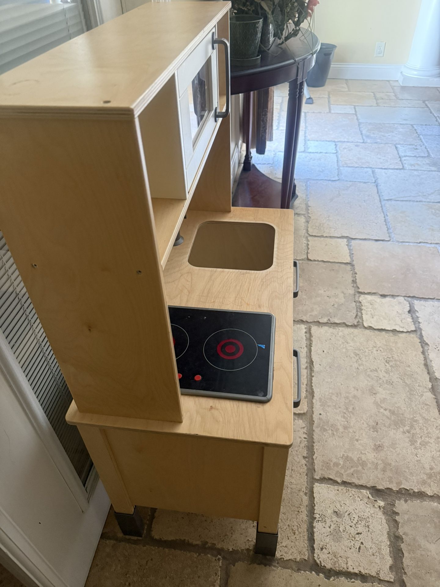 Play Kitchen