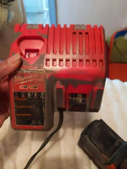Milwaukee charger and 18 battery