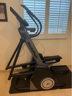 NordicTrack FreeStride Trainer FS14i