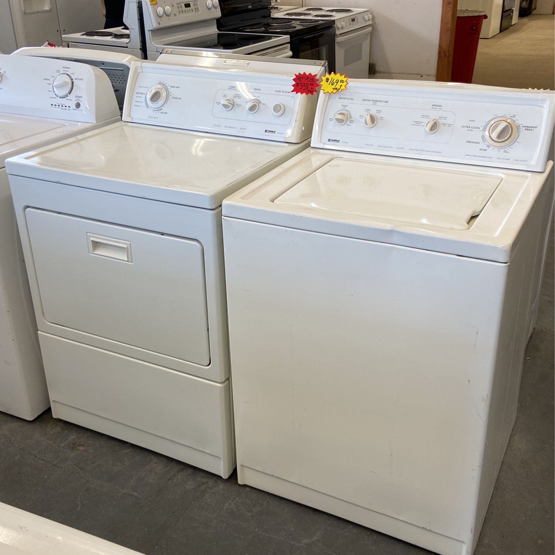 KENMORE WASHER AND DRYER SET