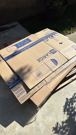 Free moving boxes