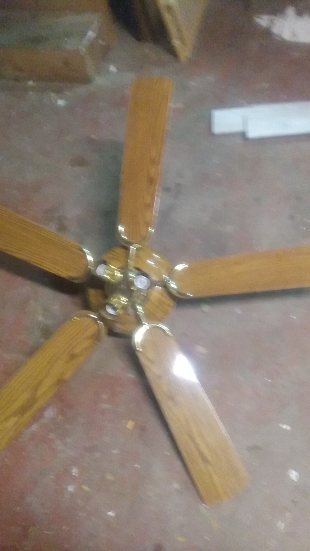 Celling fan