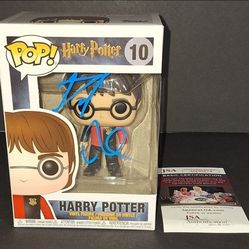 🔥Daniel Radcliffe autographed Funko JSA COA🔥