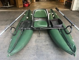 Outcast Discovery 8 Ft. Pontoon