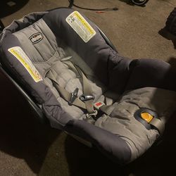 Newborn Car seat. 