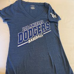 Women’s Medium Dodger Tee