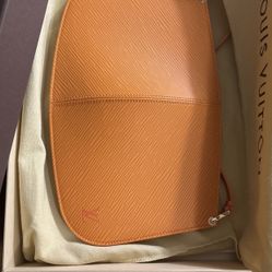 Louis Vuitton Demi Lune Pochette 