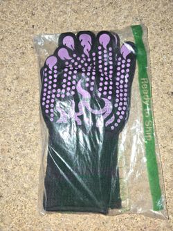 Non Slip Oven or BBQ Gloves