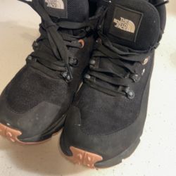 The North face Size 6 Boots 