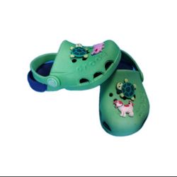 CROCS Vintage Kids Boys  Girls Sandals Size c6  Green/blue Charms Pig Turtle