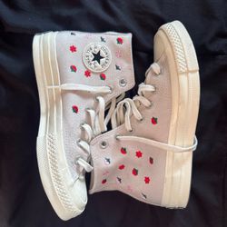 Floral converse