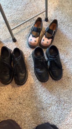 Doc Martin, low top shoes