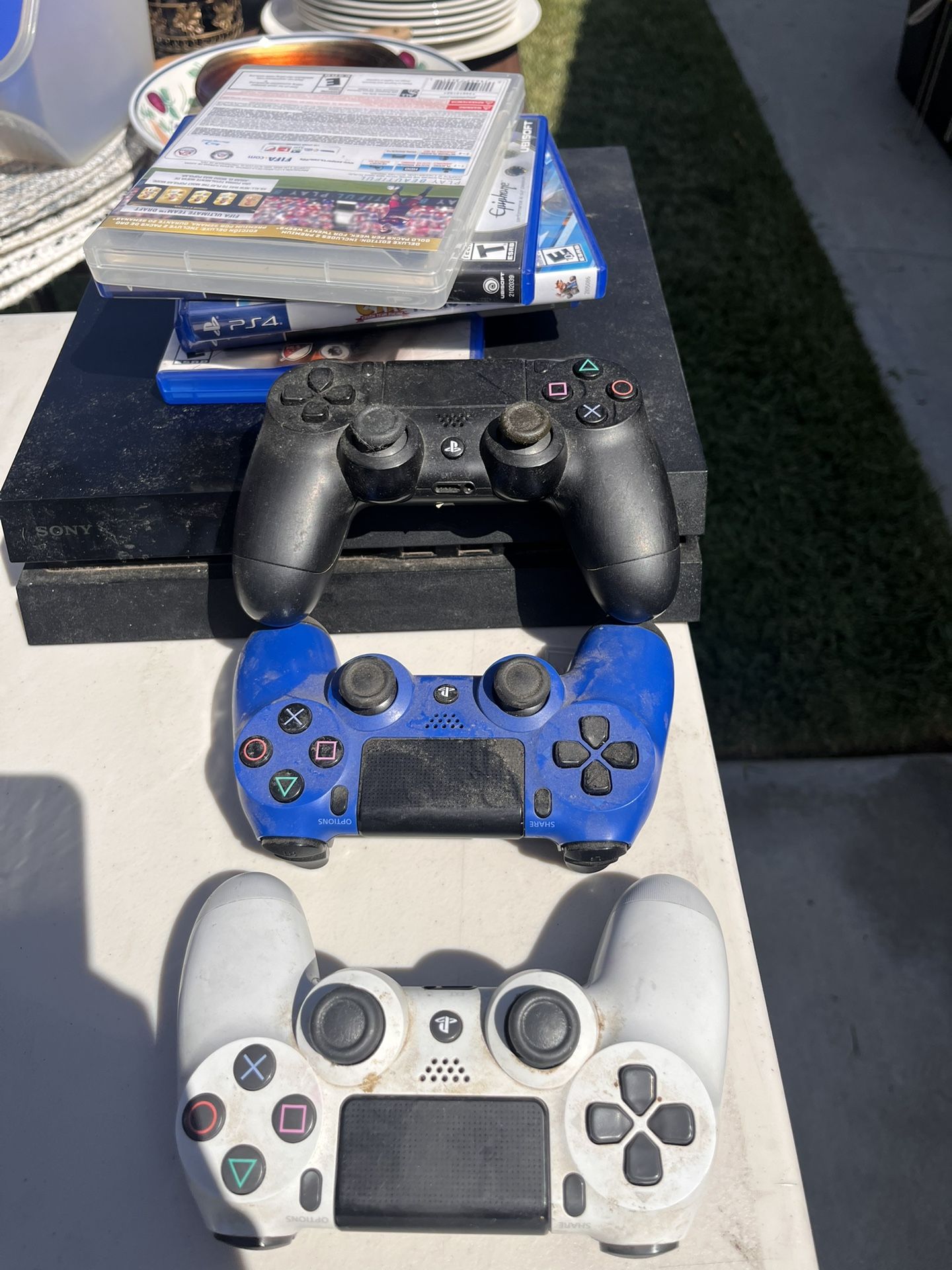 PS4 Console And Controllers