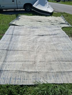 VERY NICE 8 BY 10 AREA RUG