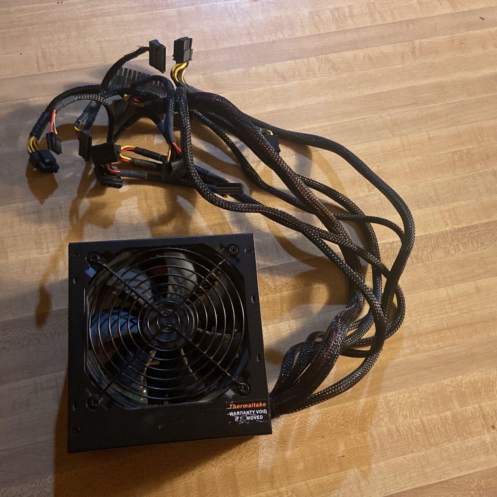 ThermalTake 600w 80plus Power Supply