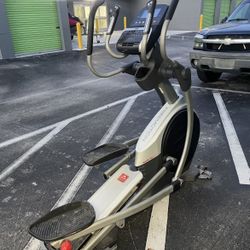 Freemotion elliptical 