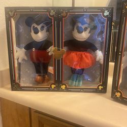 Mickey And Minnie Plush Dolls 