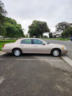 1998 Lincoln town car