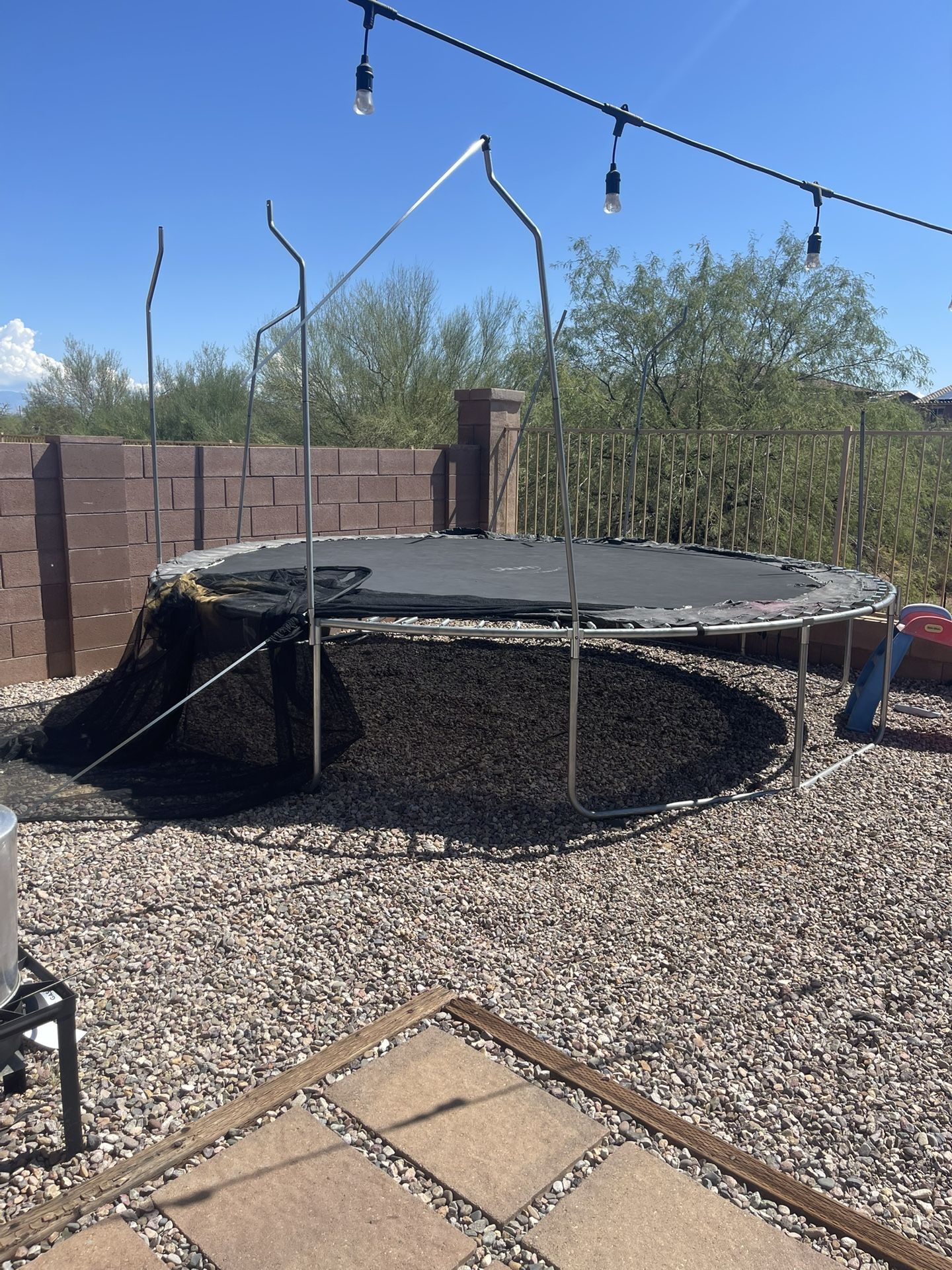 Trampoline