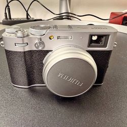 Fujifilm x100vi Silver 