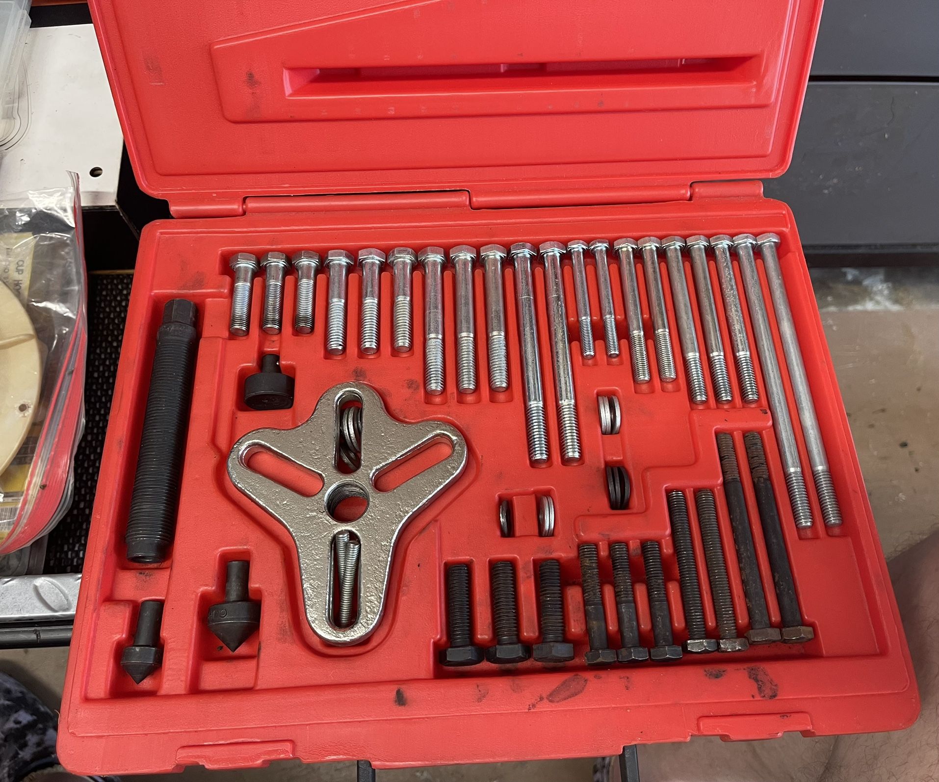 Snap On Bolt Grip Puller Set for Sale in Pompano Beach, FL OfferUp