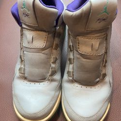 Jordans  Flight Origin 2 Size 9  