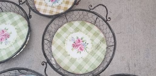 Decorative metal baskets