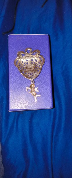 Vintage Cherub Brooch Pin