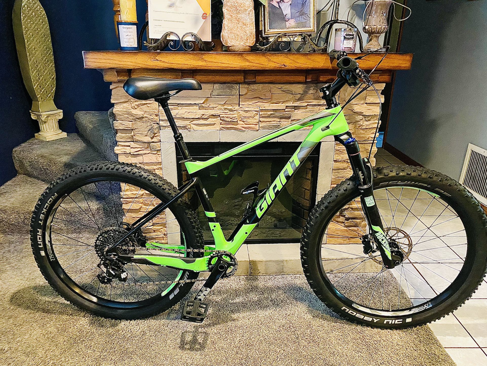 XtC Advanced + 2 full carbon ( NEW out of BOX )