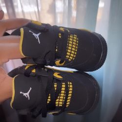 infant jordan 4s 