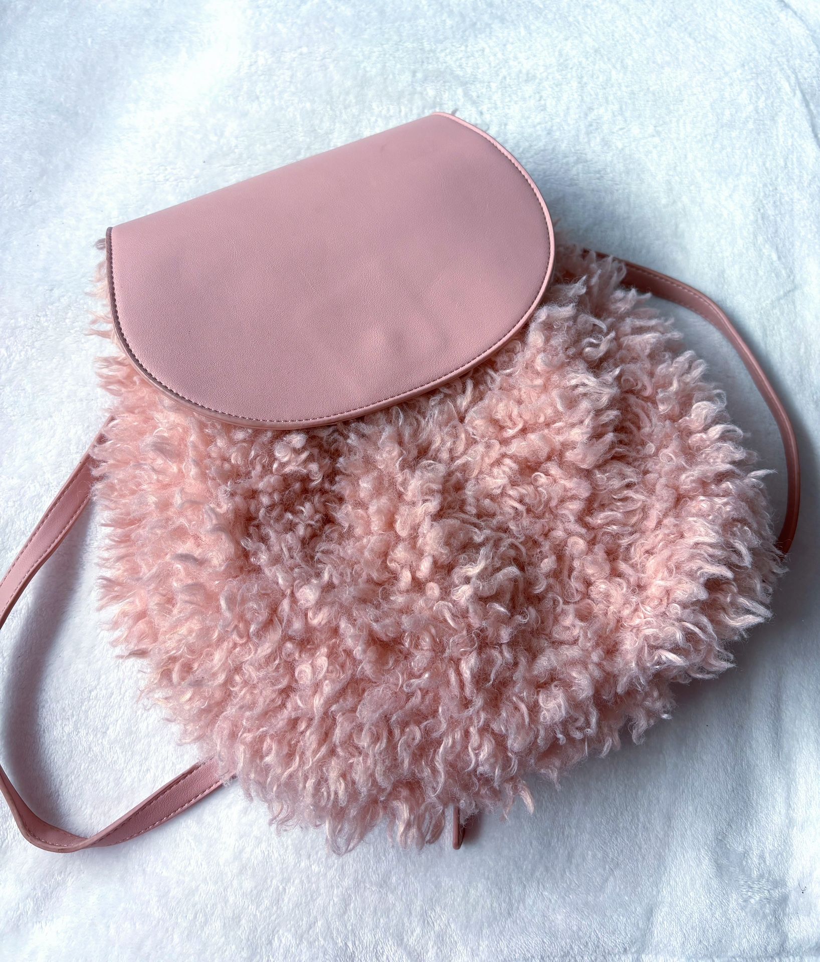 ✨FOREVER 21 SHERPA BACKPACK BLUSH PINK 12” FUR BACKPACK✨