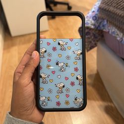 Wildflower snoopy iPhone 17pro max case