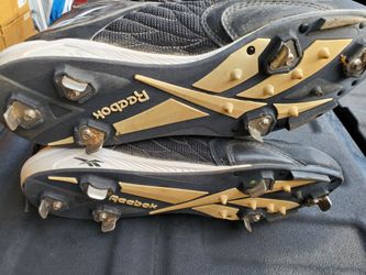 REEBOK METAL BASEBALL CLEATS