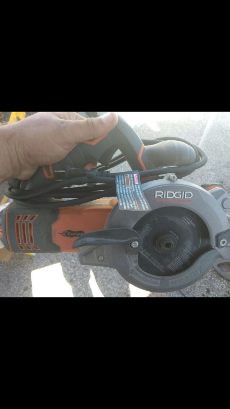 Ridgid 10 Amp 5 in. Twinblade Circular Saw  asking 70 