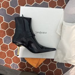 SAINT LAURENT Hacker Ankle Boot Size 39(9W)