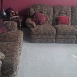 Middle Eastern Sofa Recliner Set