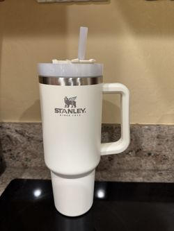 Stanley Water Bottle 40oz