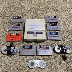 Super Nintendo W/ Games!!